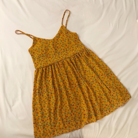 Sold🌷 - Picture 1 of 4